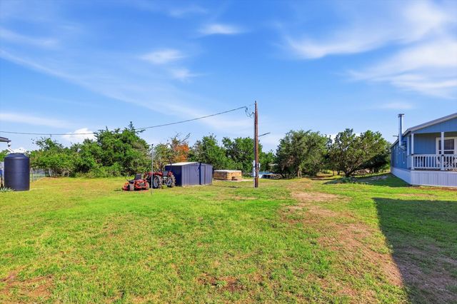 336 Cowboys Lane, Springtown, TX 76082