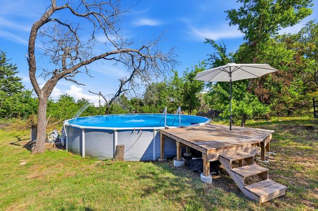 336 Cowboys Lane, Springtown, TX 76082