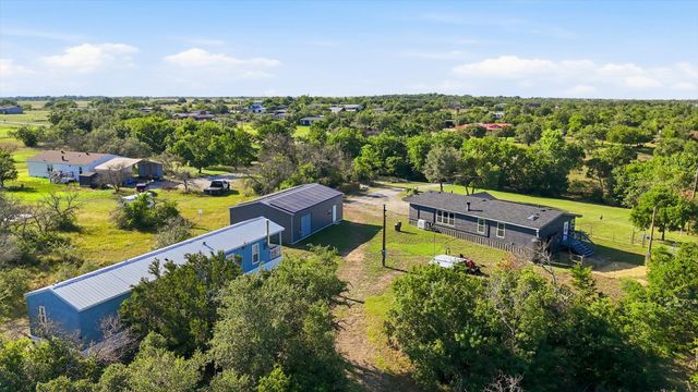 336 Cowboys Lane, Springtown, TX 76082