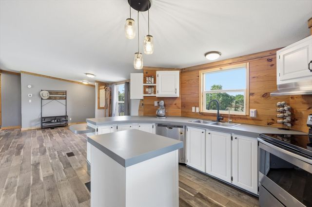 336 Cowboys Lane, Springtown, TX 76082