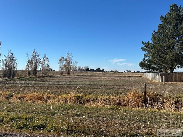 1524 N 600 E, Shelley, ID 83274