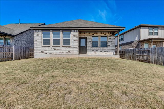 200 Small Seed DR, Buda, TX 78610