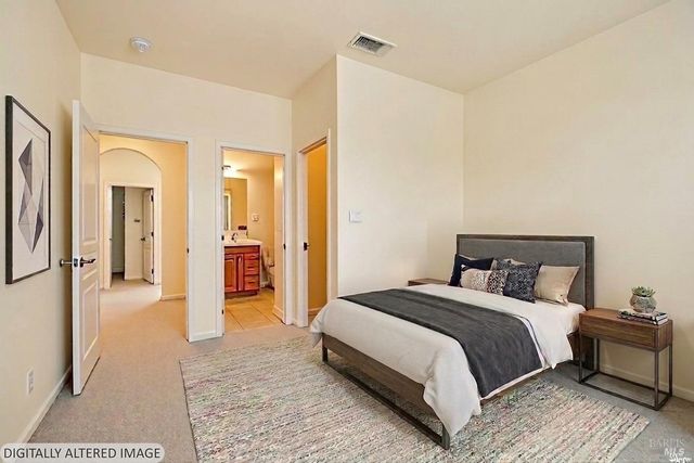 924 Aston Ave, Santa Rosa, CA 95404