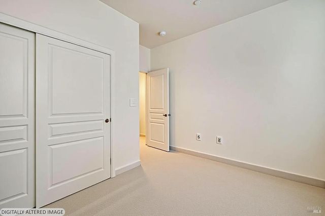 924 Aston Ave, Santa Rosa, CA 95404