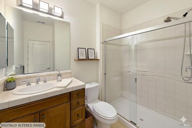 924 Aston Ave, Santa Rosa, CA 95404