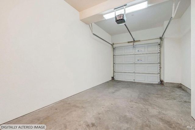 924 Aston Ave, Santa Rosa, CA 95404