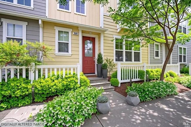 924 Aston Ave, Santa Rosa, CA 95404
