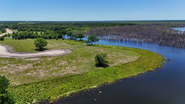 225 Diamond Point, Dodd City, TX 75438