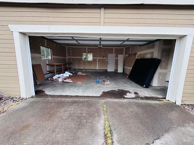 898 Wendell St., Twin Falls, ID 83301