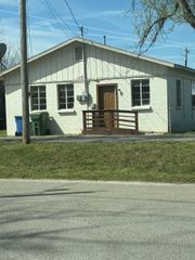 624 N B Street, Rogers, AR 72756