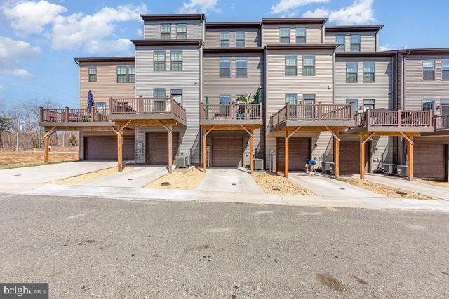 1208 ALUM SPRING RD, Fredericksburg, VA 22401