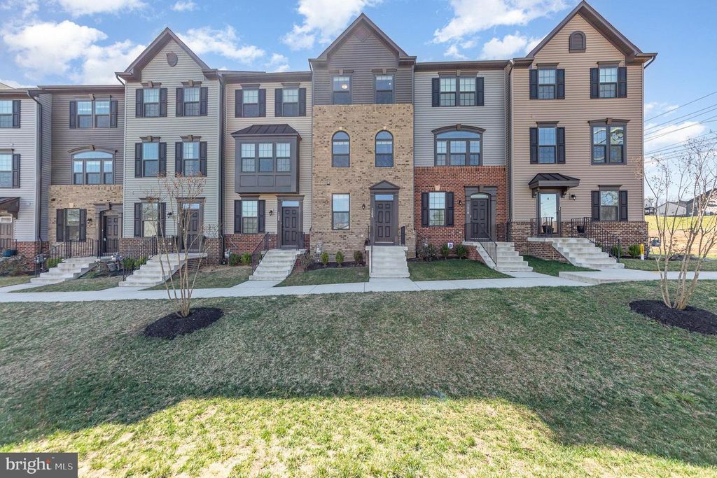 1208 ALUM SPRING RD, Fredericksburg, VA 22401