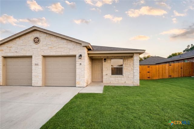 300 Lowes Boulevard b, Killeen, TX 76542