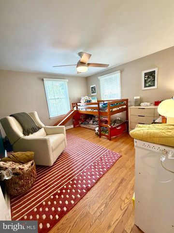 98 PALMER LN, Ewing, NJ 08618