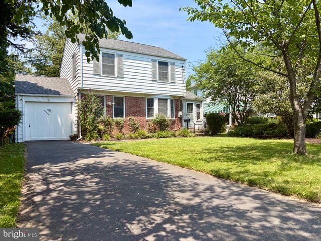 98 PALMER LN, Ewing, NJ 08618