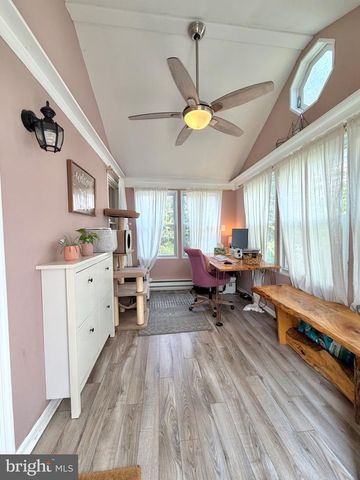 98 PALMER LN, Ewing, NJ 08618