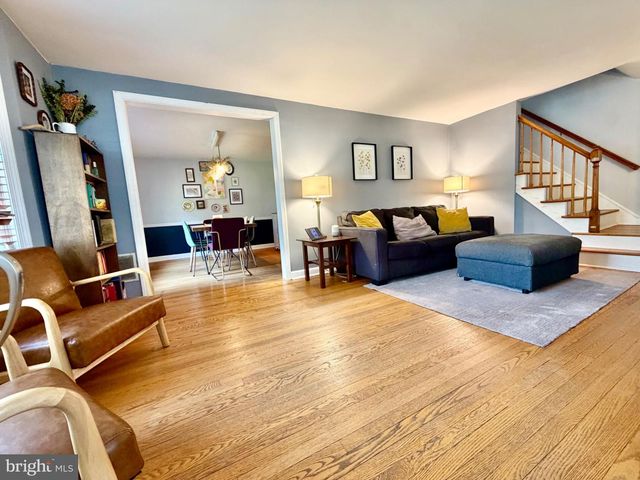 98 PALMER LN, Ewing, NJ 08618