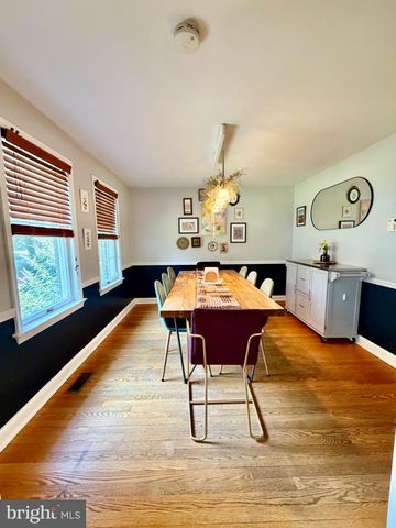 98 PALMER LN, Ewing, NJ 08618
