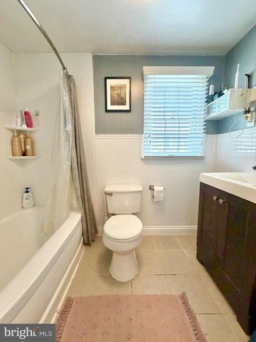 98 PALMER LN, Ewing, NJ 08618