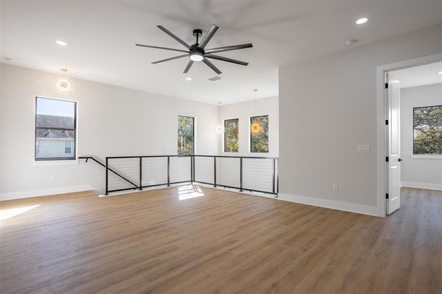 3215 W PRICE AVENUE, Tampa, FL 33611