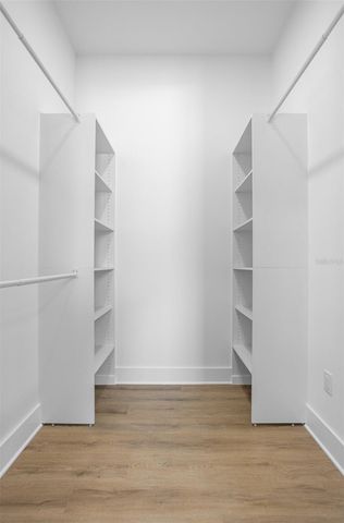 3215 W PRICE AVENUE, Tampa, FL 33611