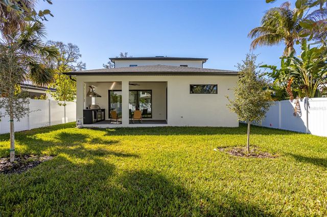 3215 W PRICE AVENUE, Tampa, FL 33611