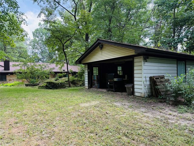 501 SUNSET Drive, Meadville, PA 16335