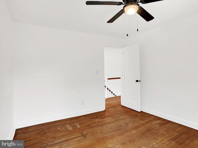 325 OAK HILL DR, Middletown, PA 17057