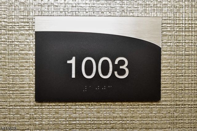 9060 Palisade Ave 1003, North Bergen Twp., NJ 07047