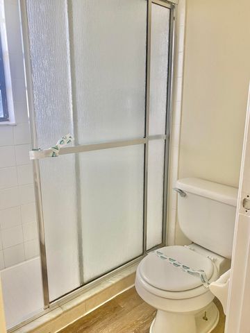 4325 Oak Terrace Drive, Greenacres, FL 33463