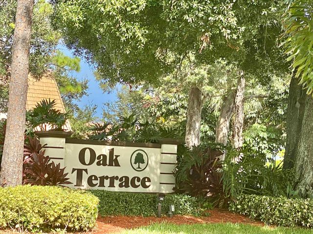 4325 Oak Terrace Drive, Greenacres, FL 33463