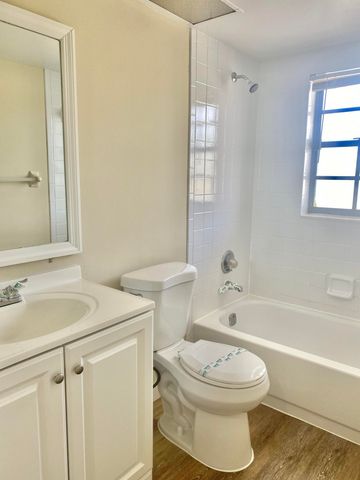 4325 Oak Terrace Drive, Greenacres, FL 33463