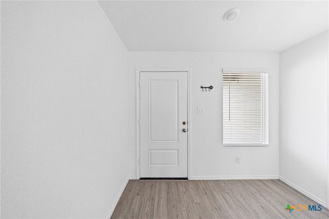 512 Texas Angel Way, Jarrell, TX 76537