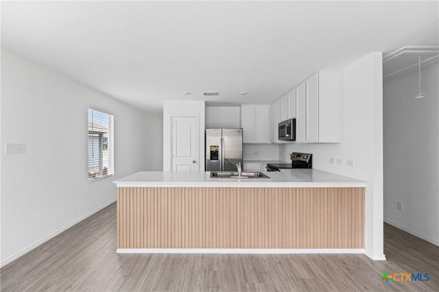 512 Texas Angel Way, Jarrell, TX 76537