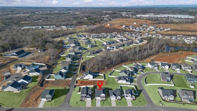 134 Ives Way, Piedmont, SC 29673