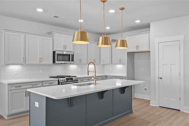 134 Ives Way, Piedmont, SC 29673