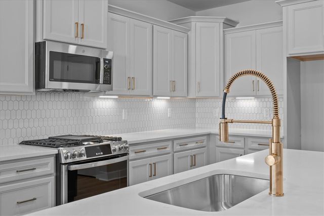 134 Ives Way, Piedmont, SC 29673