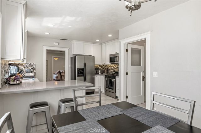 231 Lincoln Avenue, Pomona, CA 91767