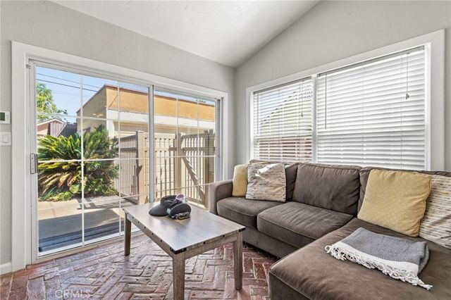 231 Lincoln Avenue, Pomona, CA 91767