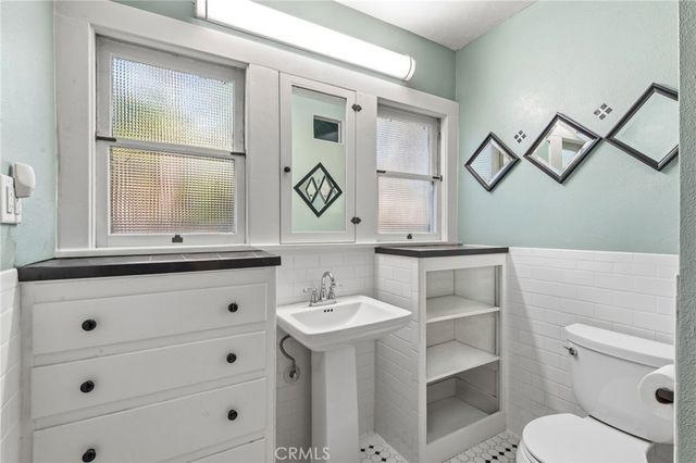 231 Lincoln Avenue, Pomona, CA 91767