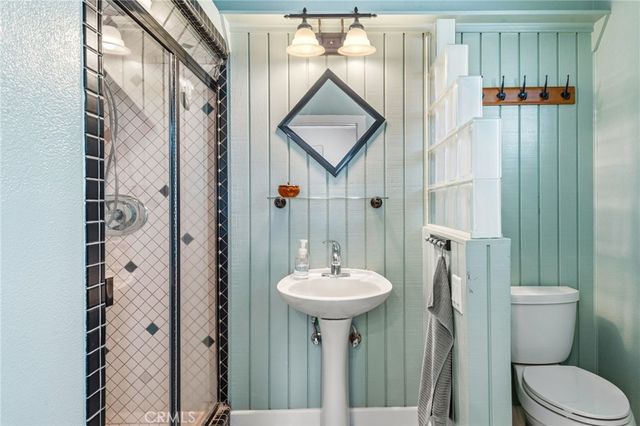 231 Lincoln Avenue, Pomona, CA 91767