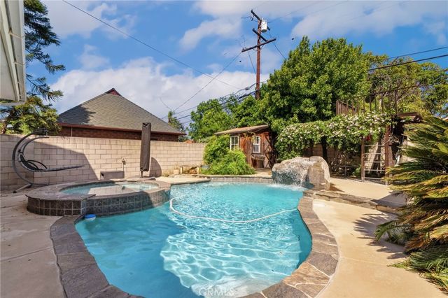 231 Lincoln Avenue, Pomona, CA 91767