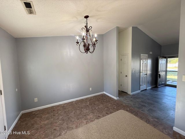 203 Angie Court, Richlands, NC 28574