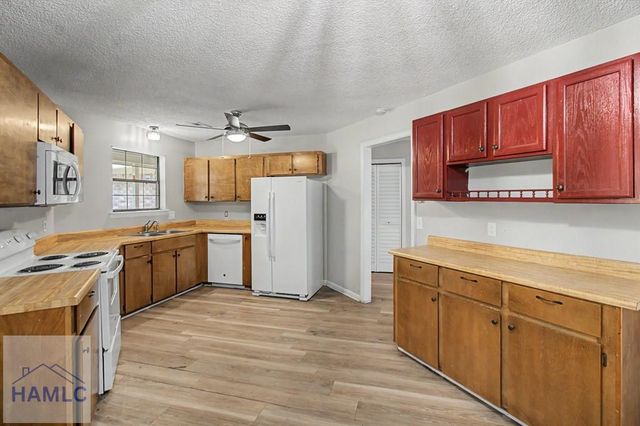 21 Pinewood Lane, Allenhurst, GA 31301
