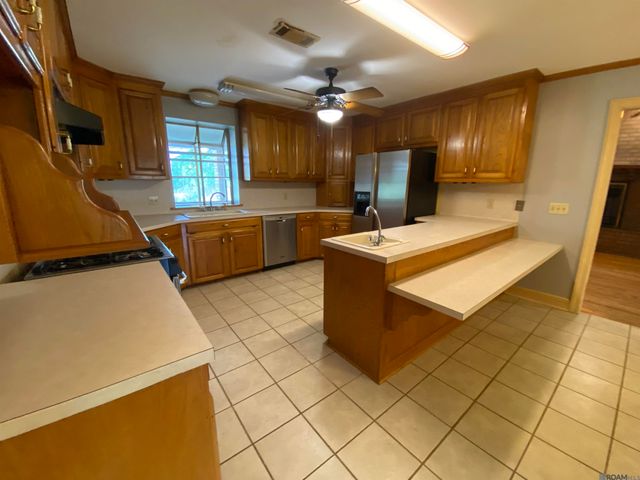 9465 La Hwy 68, Jackson, LA 70748