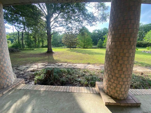 9465 La Hwy 68, Jackson, LA 70748