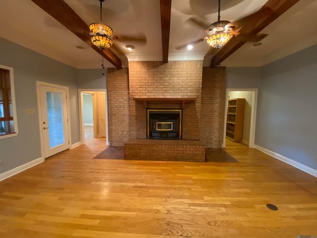 9465 La Hwy 68, Jackson, LA 70748