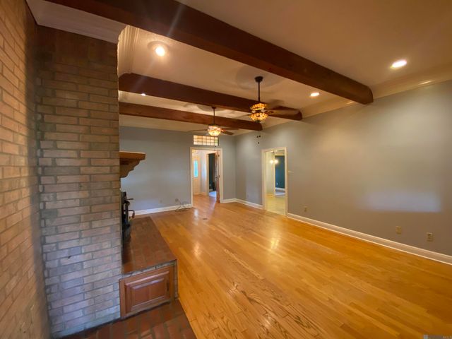 9465 La Hwy 68, Jackson, LA 70748