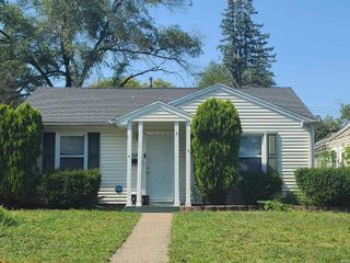 1645 N Adams Street, South Bend, IN 46628