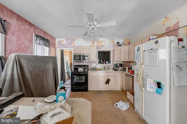 1307 E 9TH ST, Crum Lynne, PA 19022